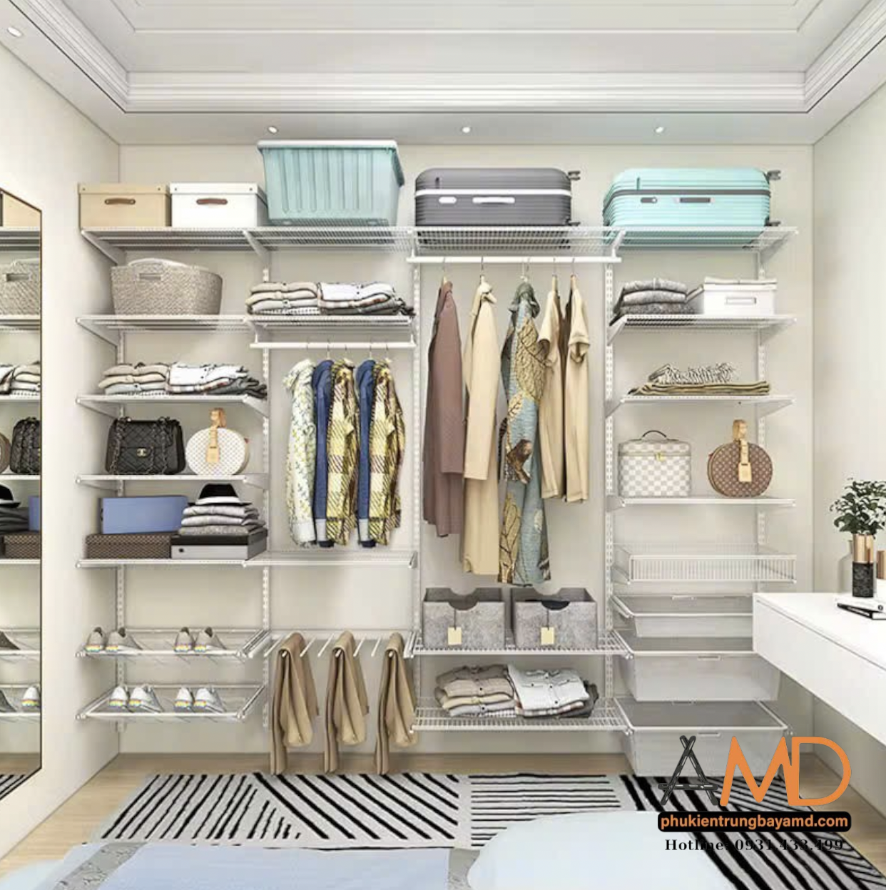 Thiết kế bắt tường của bộ kệ AMD giúp bạn tận hưởng cảm giác gọn gàng mà không bị che khuất.